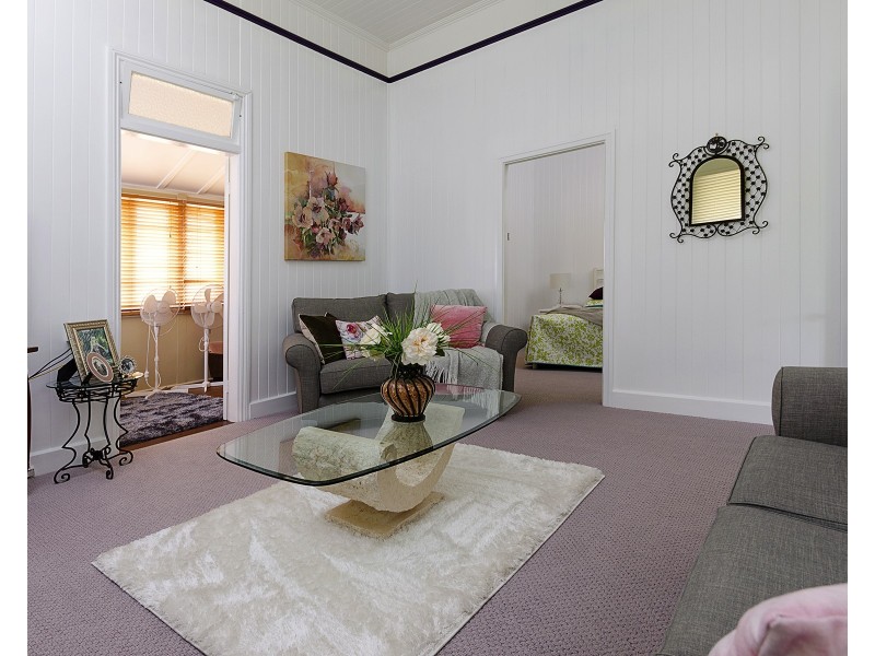 11 Wood St, Warwick QLD 4370