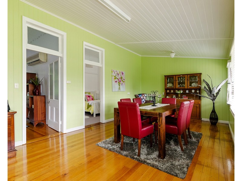 11 Wood St, Warwick QLD 4370