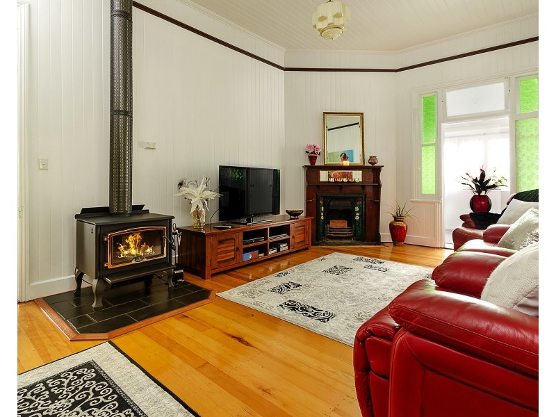 11 Wood St, Warwick QLD 4370