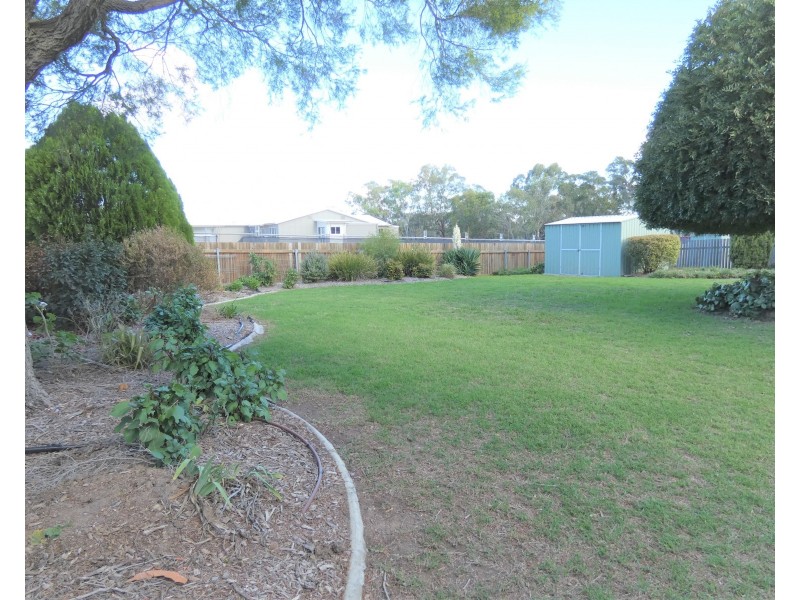 13 Kidman Dr, Warwick QLD 4370