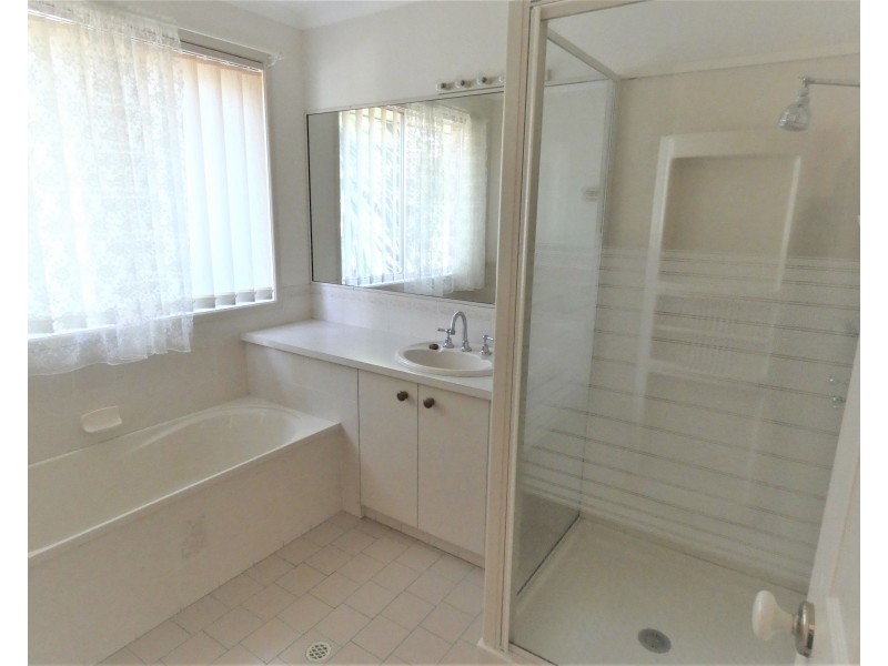 13 Kidman Dr, Warwick QLD 4370