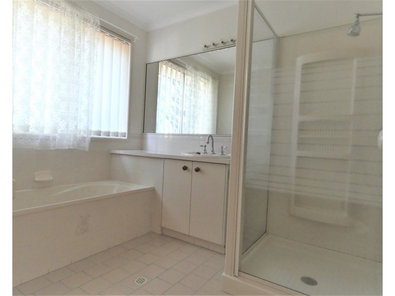 13 Kidman Dr, Warwick QLD 4370