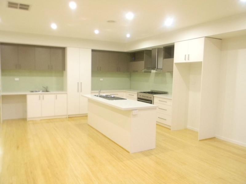 6B HARRIET STREET, Seddon VIC 3011