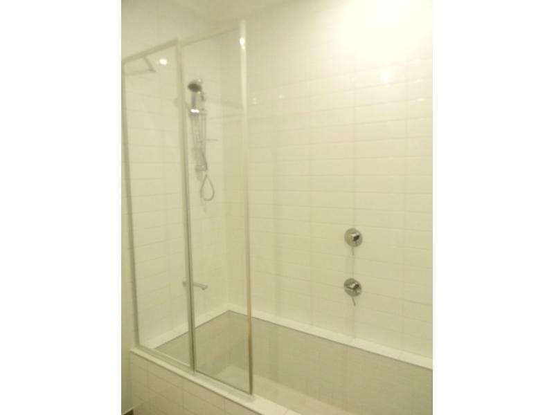 6B HARRIET STREET, Seddon VIC 3011