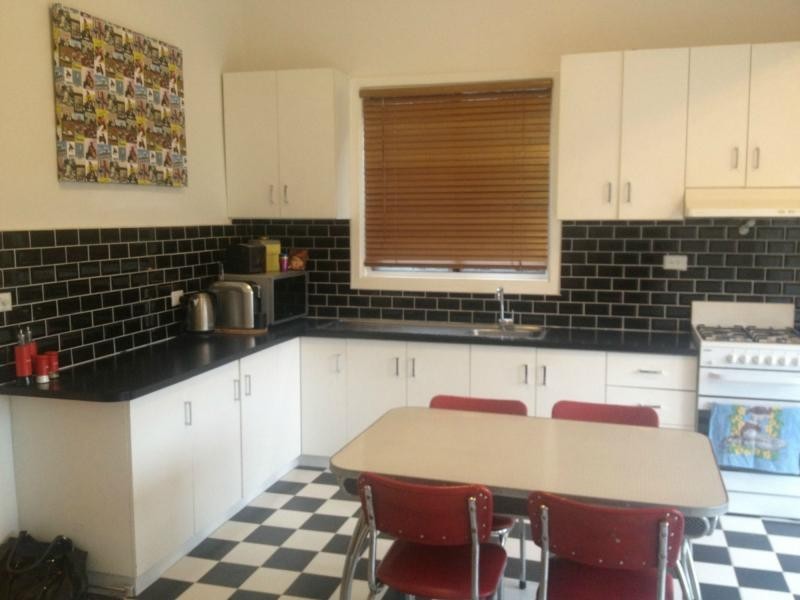 137 Ballarat Road, Maidstone VIC 3012