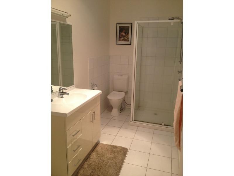 2 Sydney Street, Newport VIC 3015