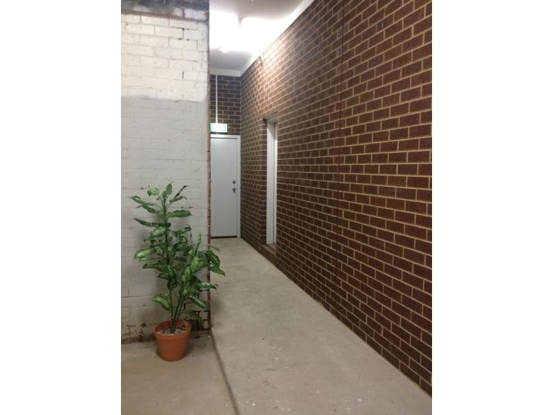 2/79 Hudsons Road, Spotswood VIC 3015