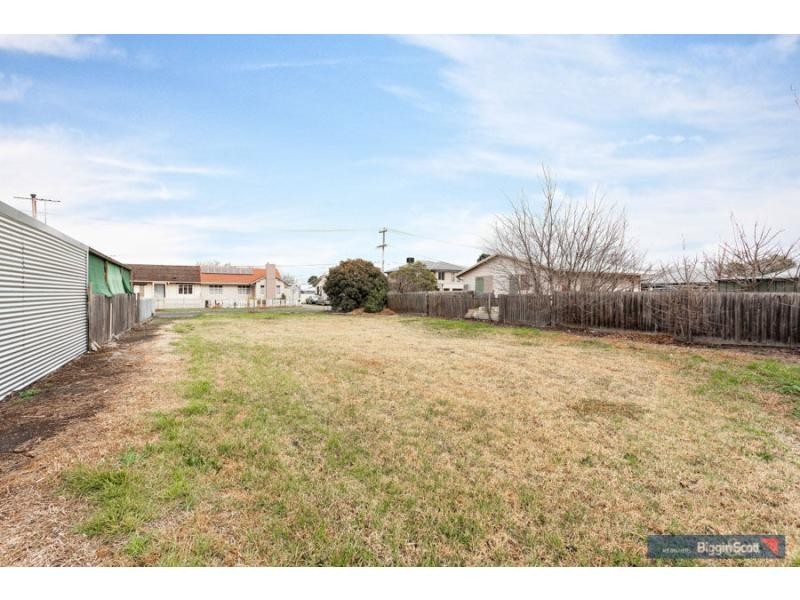 6 Balmoral Street, Braybrook VIC 3019