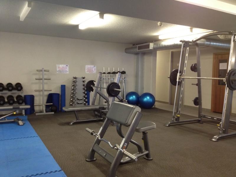 17/2 Saltriver Place, Footscray VIC 3011