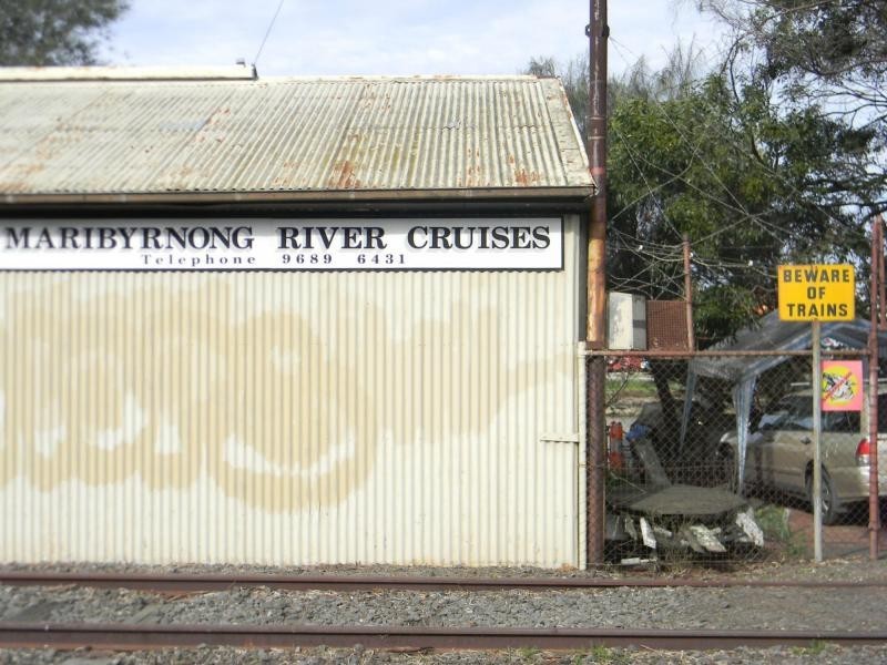 17/2 Saltriver Place, Footscray VIC 3011