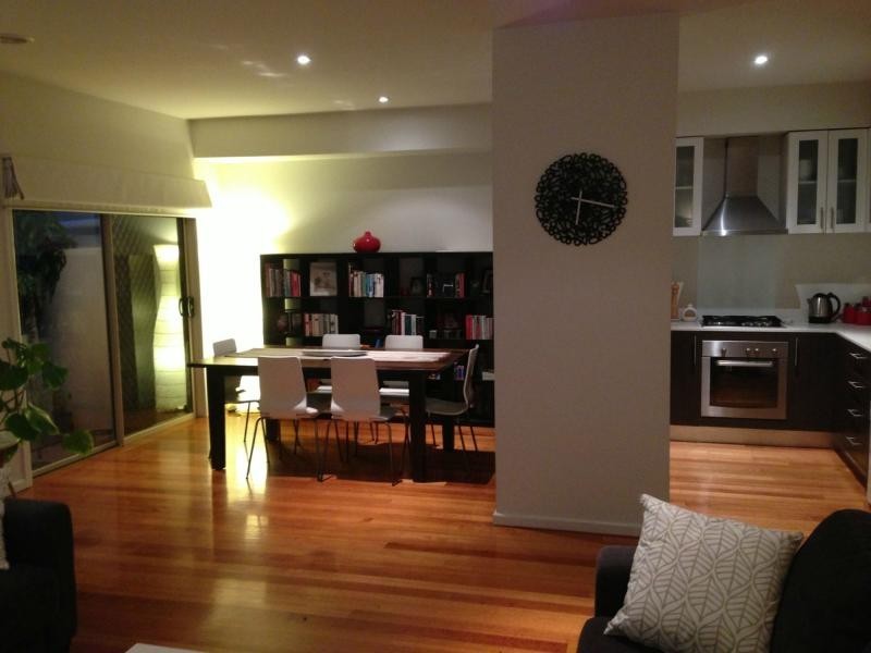 5/32 Cypress Avenue, Brooklyn VIC 3012