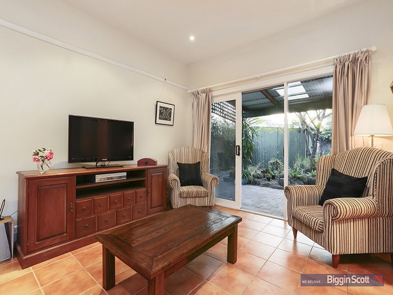 82 Macpherson Street, Footscray VIC 3011