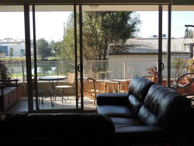 19/2 Saltriver Place, Footscray VIC 3011