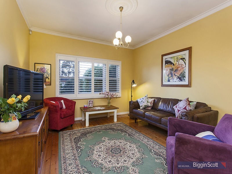 36 Saltley Street, South Kingsville VIC 3015