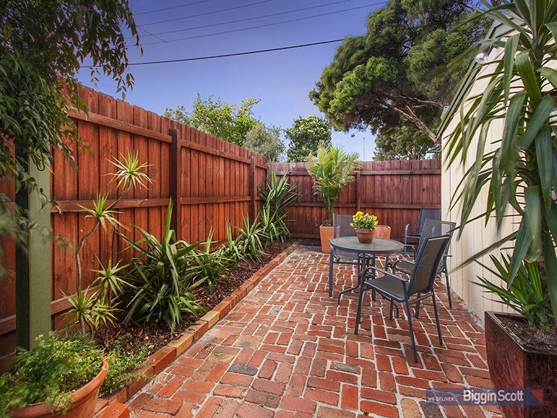 36 Saltley Street, South Kingsville VIC 3015