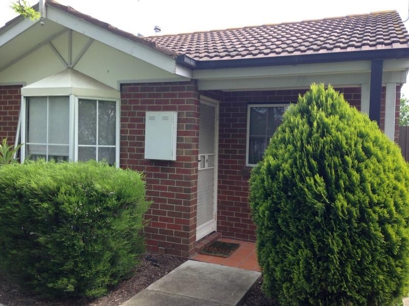 4/2-4 Elizabeth Street, Braybrook VIC 3019