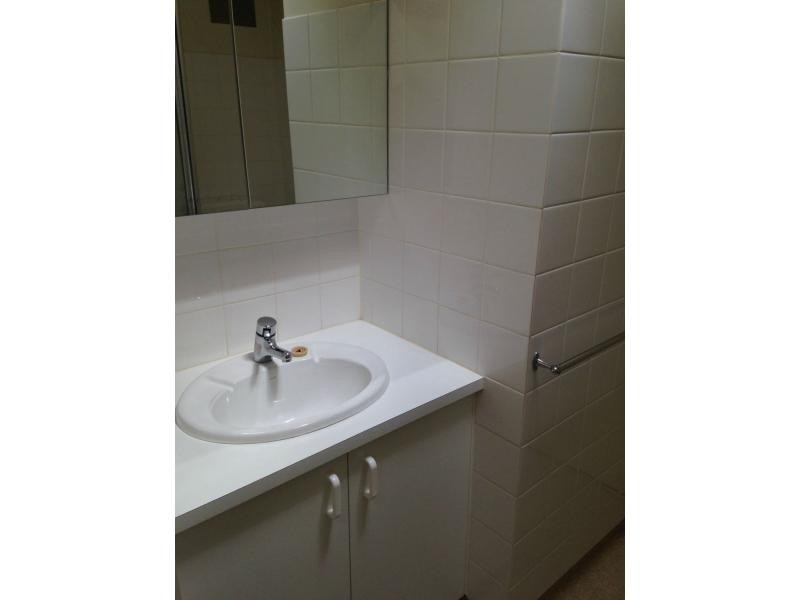 4/2-4 Elizabeth Street, Braybrook VIC 3019