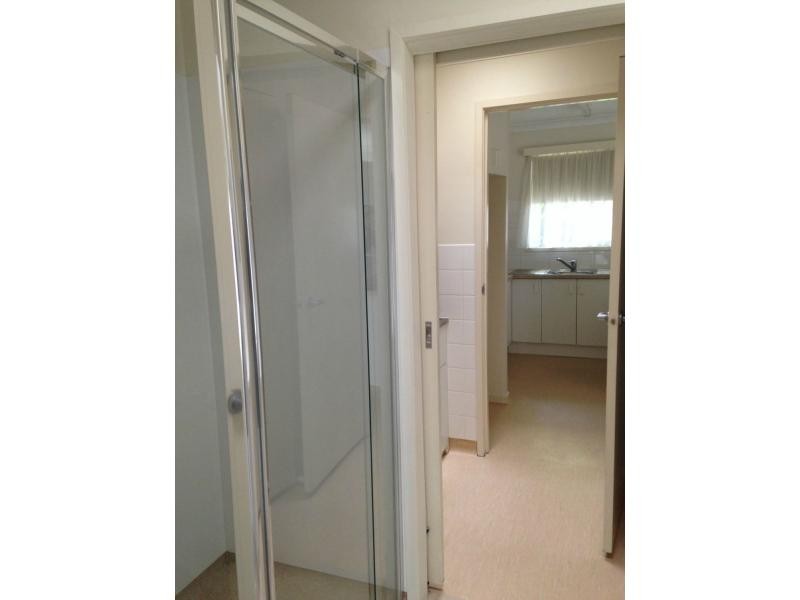 4/2-4 Elizabeth Street, Braybrook VIC 3019