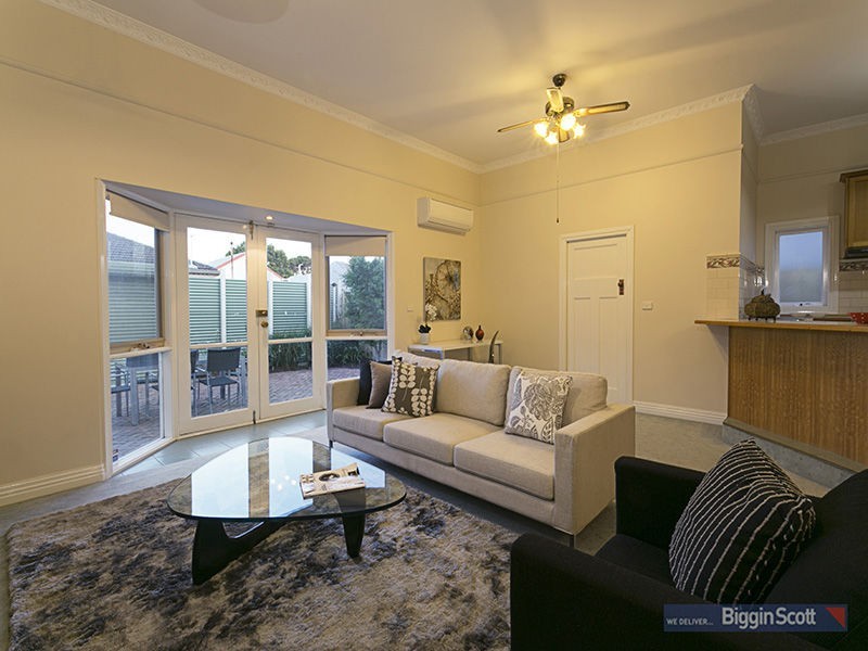 123 Empress Avenue, Kingsville VIC 3012