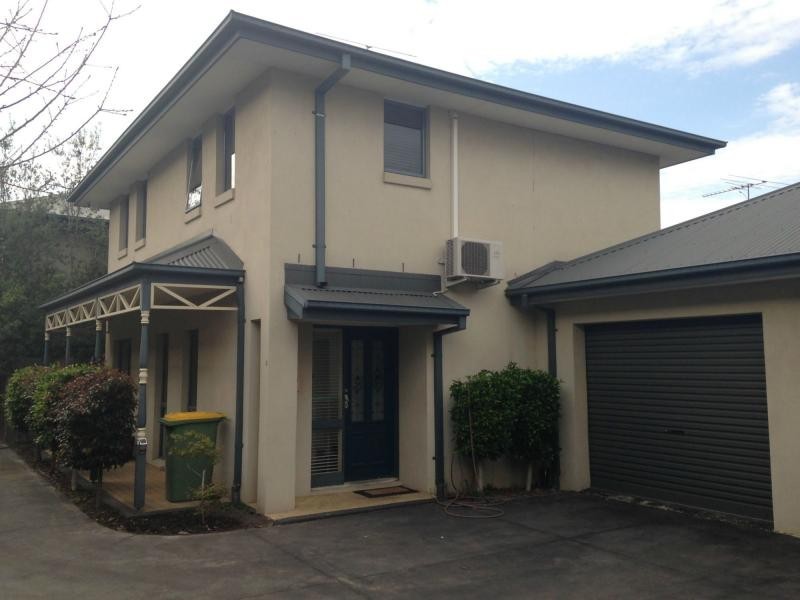 22 Edgar Street, Kingsville VIC 3012