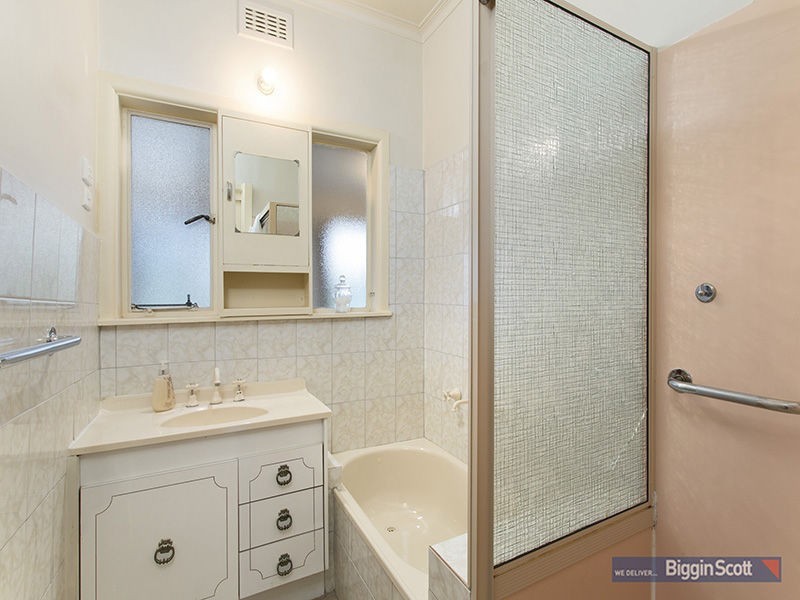 72 Hawkhurst Street, Yarraville VIC 3013