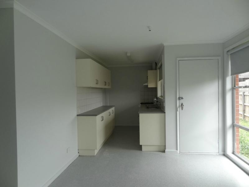 1 Roberts Crescent, Sunshine West VIC 3020