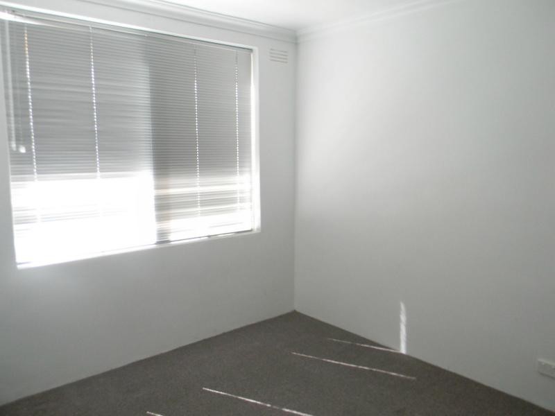 2/21 Bishop Street, Kingsville VIC 3012