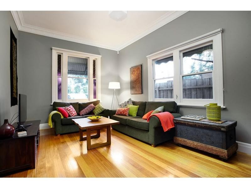 10 Margaret Street, Seddon VIC 3011