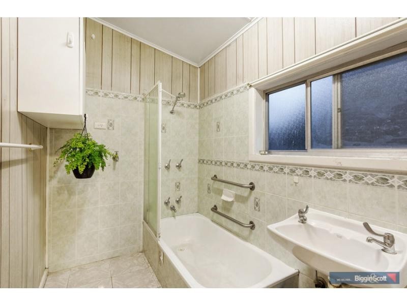 8 Gladstone Street, Yarraville VIC 3013