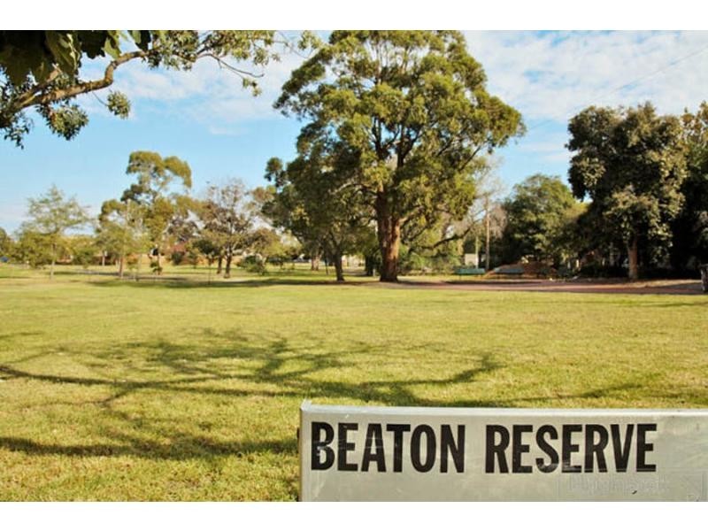 8 Gladstone Street, Yarraville VIC 3013