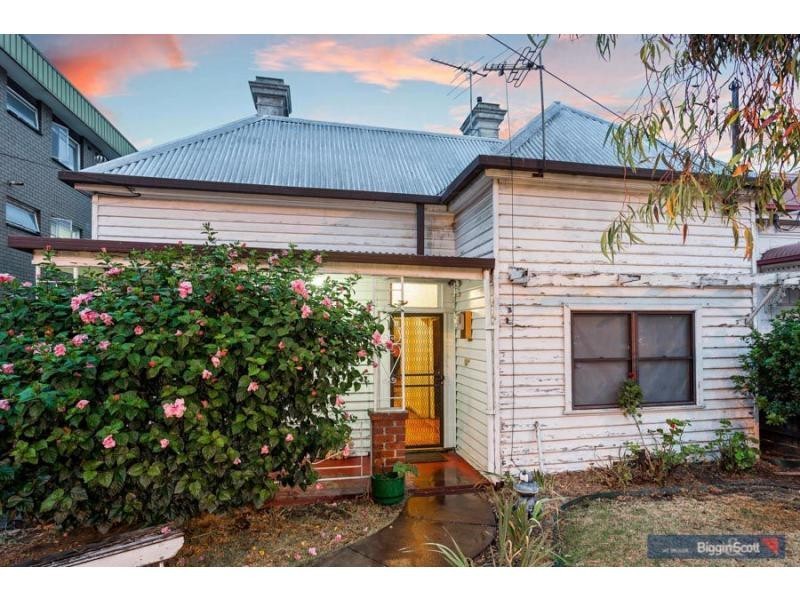 11 Pickett Street, Footscray VIC 3011