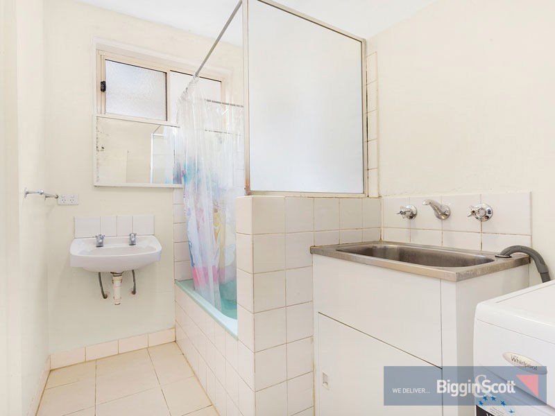 4/104 Cross Street, West Footscray VIC 3012
