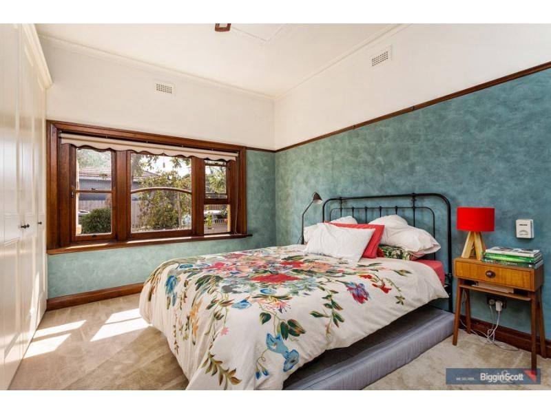 33 Newcastle Street, Yarraville VIC 3013