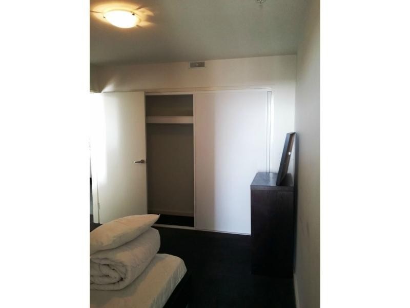 805/250 Barkly Street, Footscray VIC 3011