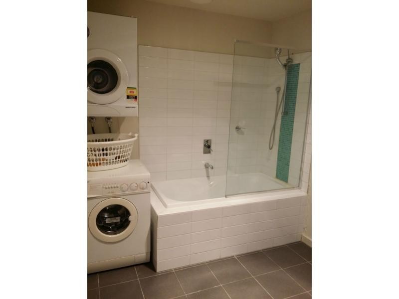 805/250 Barkly Street, Footscray VIC 3011