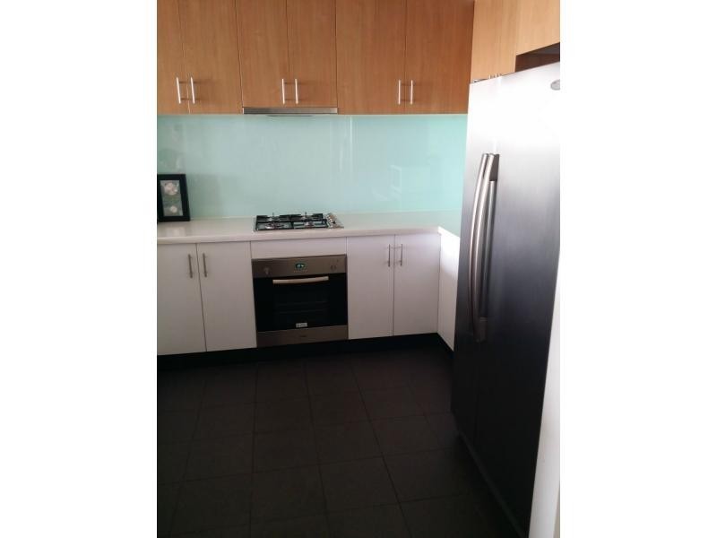 805/250 Barkly Street, Footscray VIC 3011