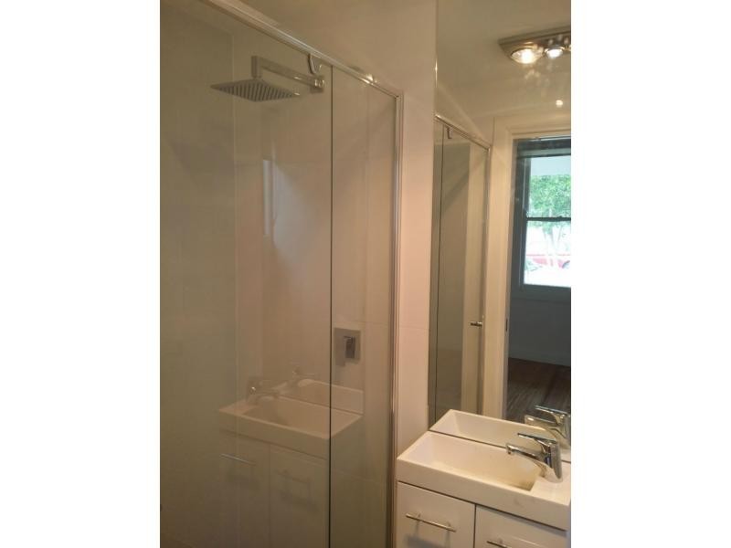 3 Empress Avenue, Kingsville VIC 3012