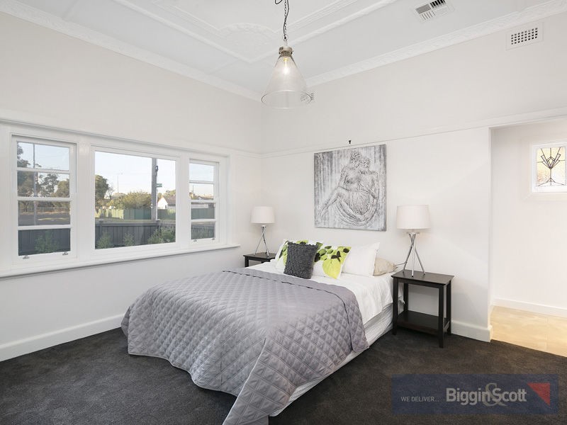 9 Junction Street, Newport VIC 3015