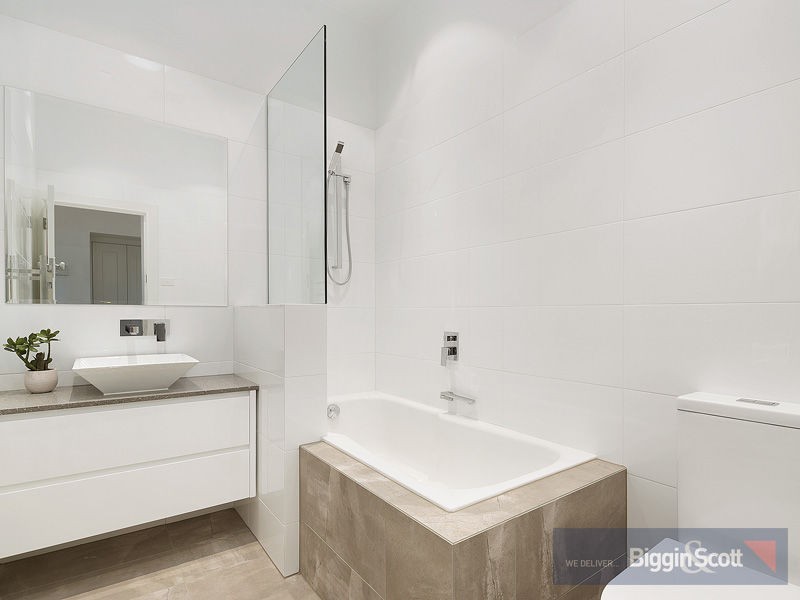 9 Junction Street, Newport VIC 3015