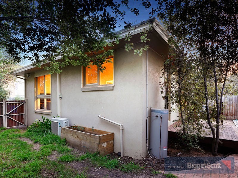 1/18 Blandford Street, West Footscray VIC 3012