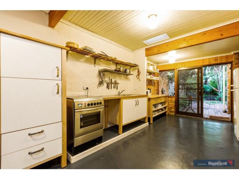 17 Gallant Street, Footscray VIC 3011