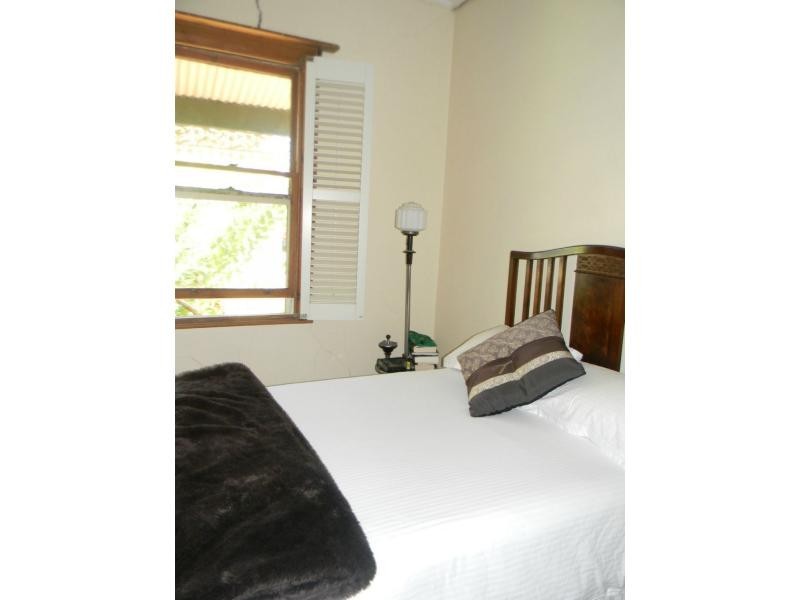 8 Sussex Street, Yarraville VIC 3013