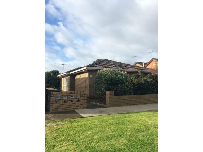 4/23 Lewis Street, Kingsville VIC 3012
