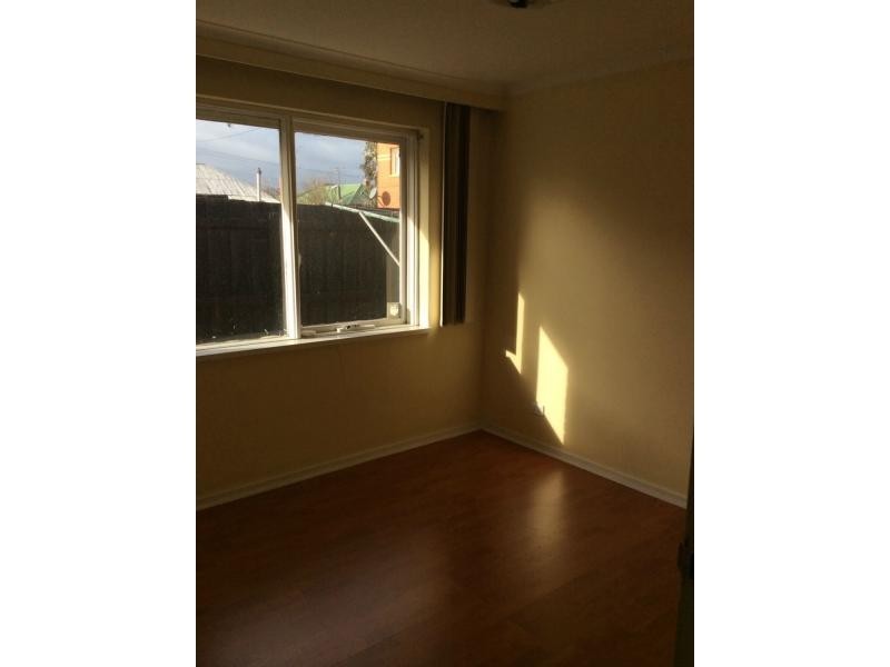 4/23 Lewis Street, Kingsville VIC 3012