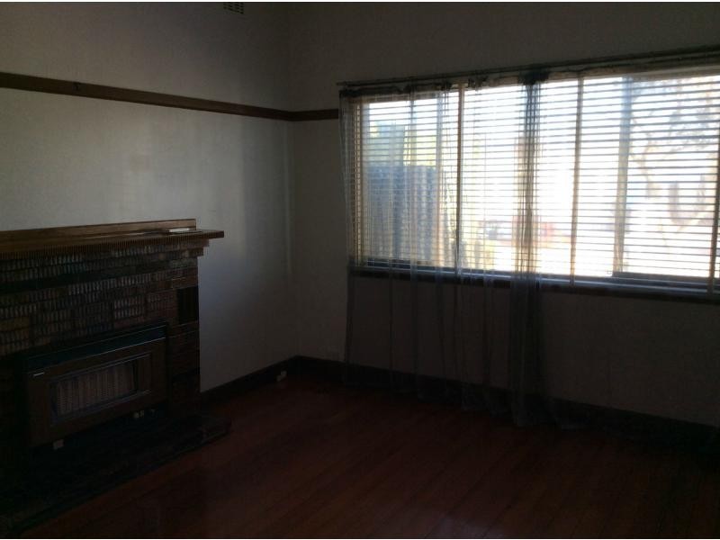 84 Ford Street, Newport VIC 3015