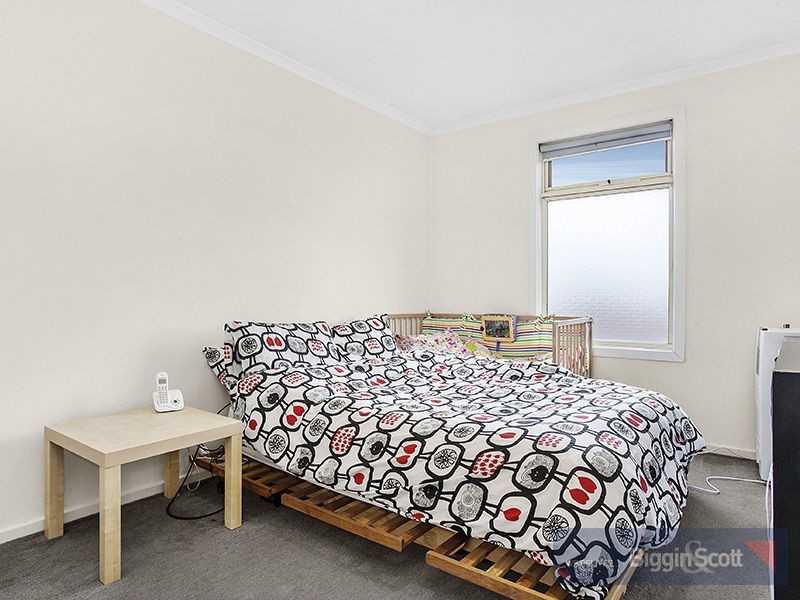 4/102 Cross Street, West Footscray VIC 3012