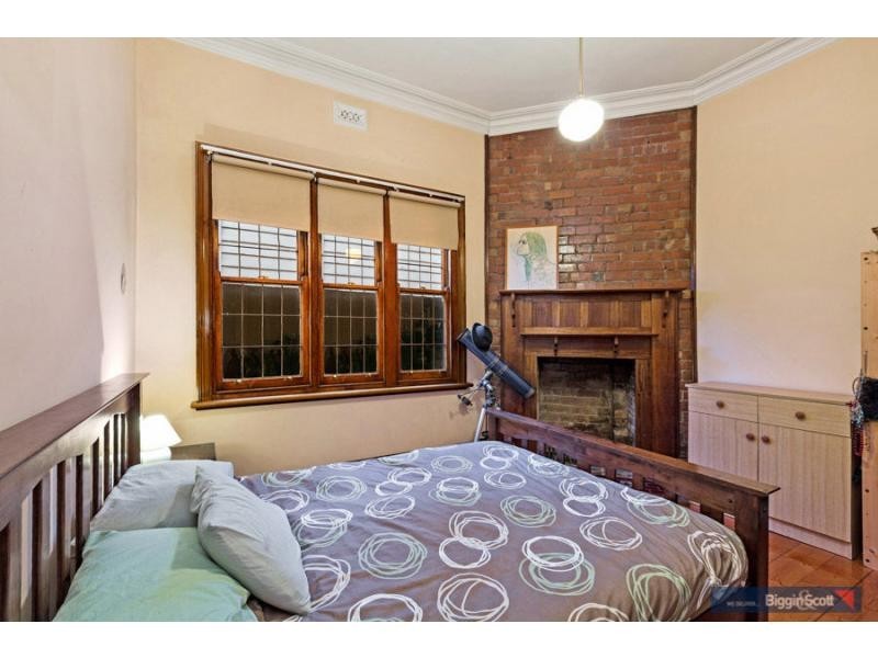 90 Queensville Street, Kingsville VIC 3012