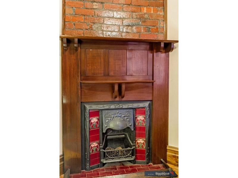 90 Queensville Street, Kingsville VIC 3012