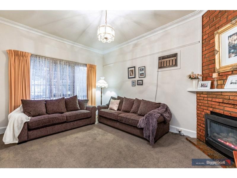 40 Madden Street, Maidstone VIC 3012