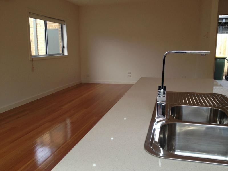 3/47 Stenhouse Avenue, Brooklyn VIC 3012